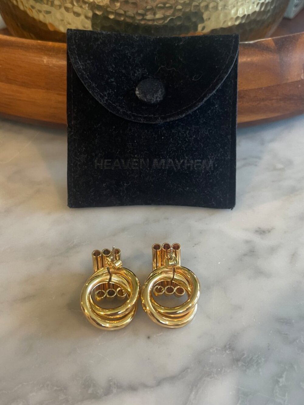 Heaven Mayhem Knot Earrings - Picture 6 of 7